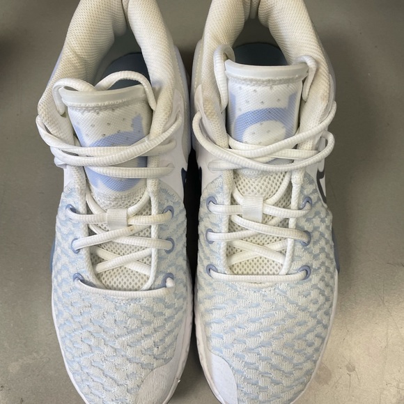 7.5 NIKE KD TREY - Picture 7 of 12